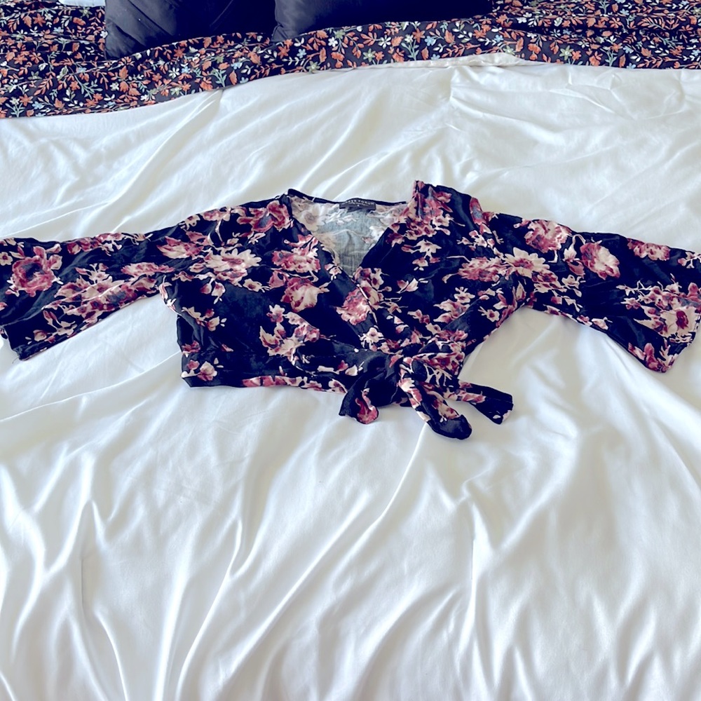 Cute cropped blouse!